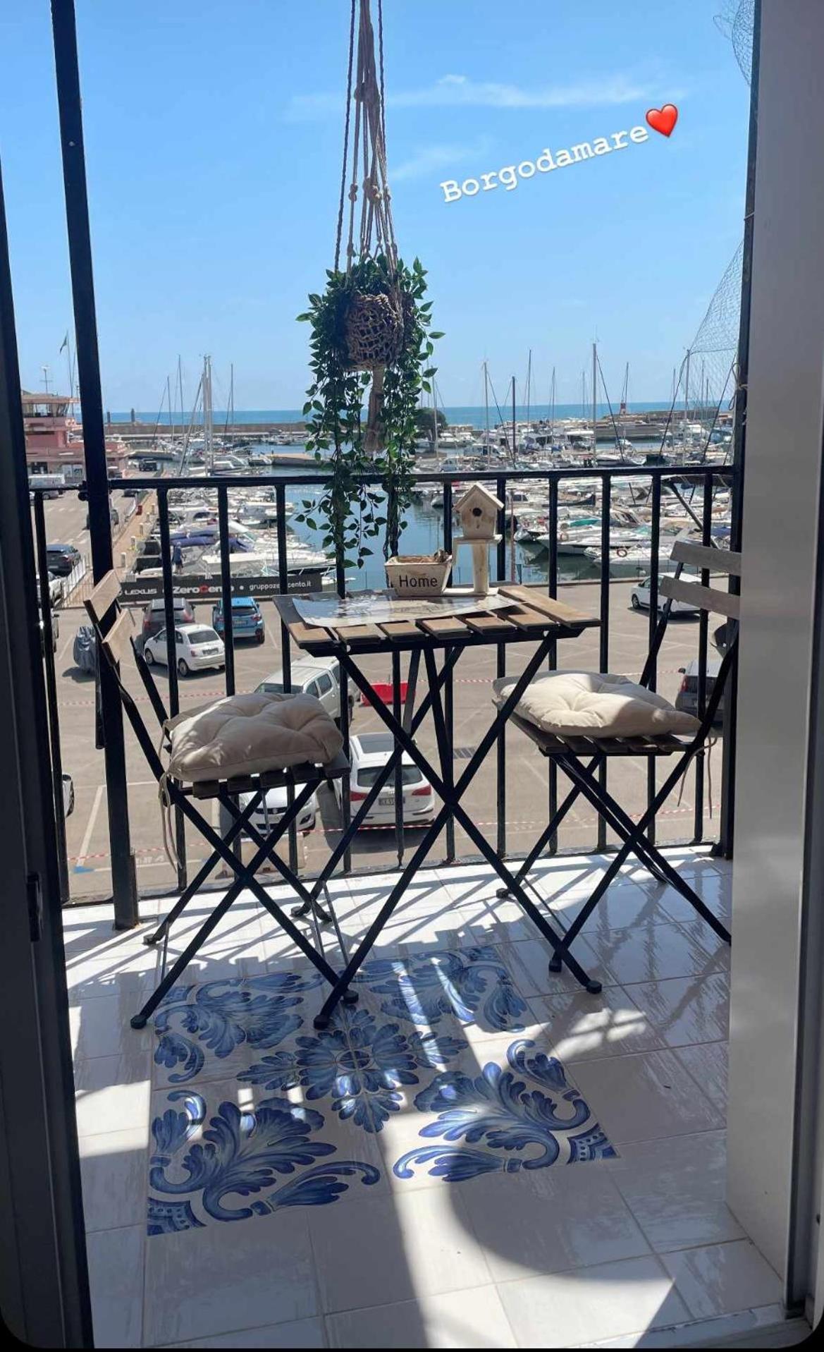 Apartament Borgo Damare Nettuno Vista Mare Zewnętrze zdjęcie